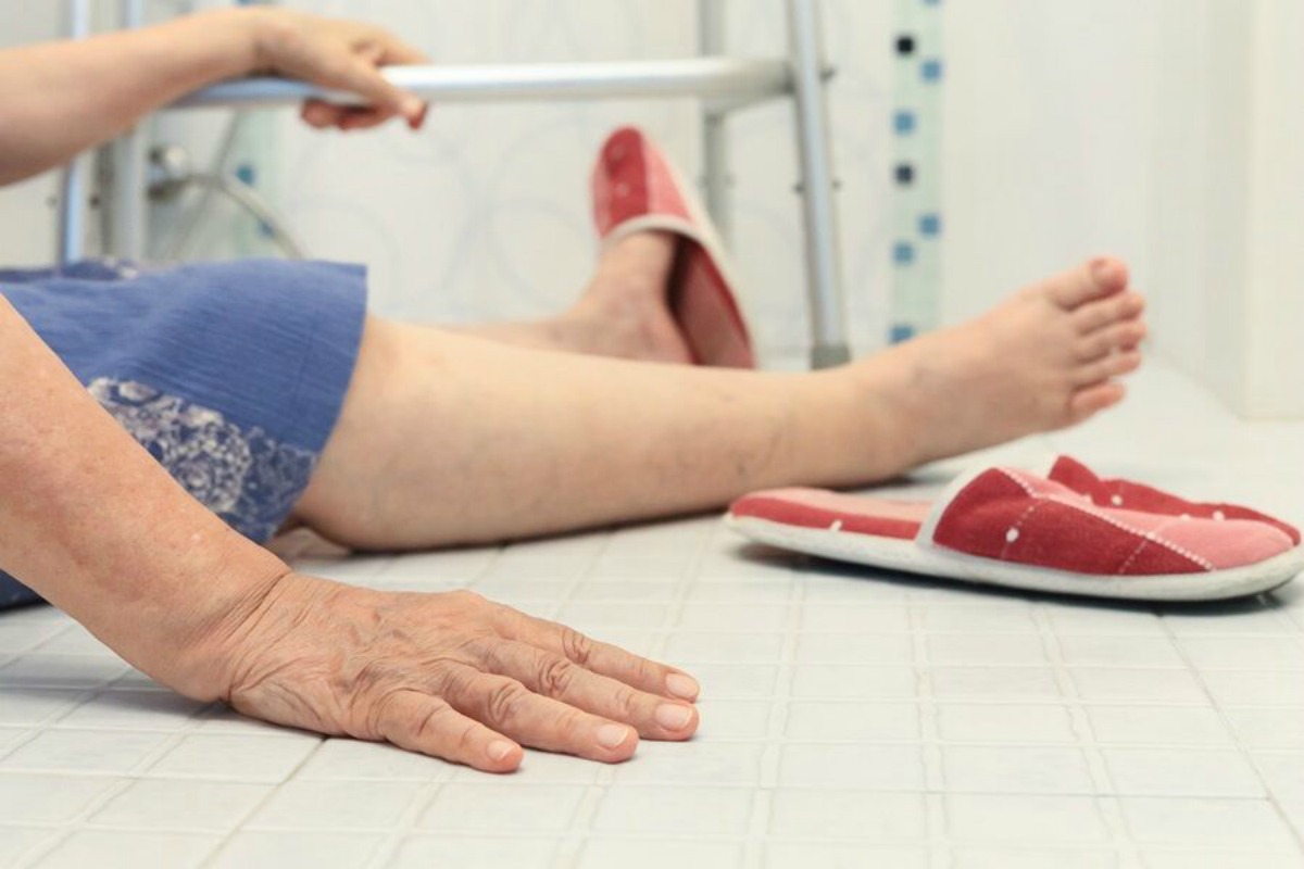 Is There A Higher Risk Of Your Elderly Loved One Having Another Fall ...